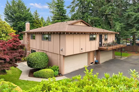 2826 Garden Ct #B, Steilacoom, WA 98388