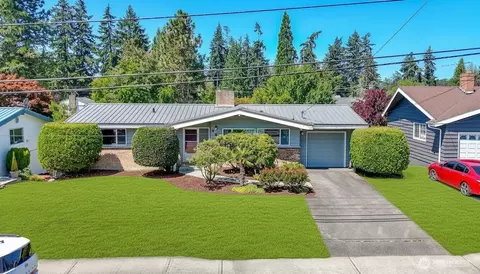 105 156th Ave NE, Bellevue, WA 98007
