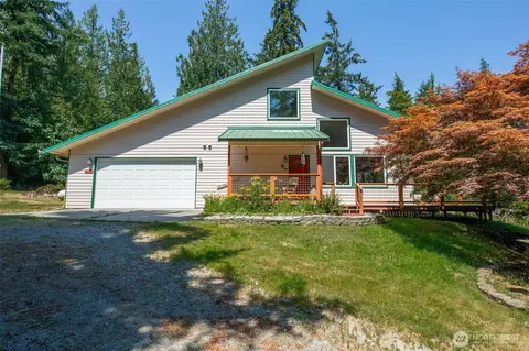 5296 Slocum Way, Freeland, WA 98249