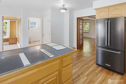 7807 Grant Dr, Everett, WA 98203 photo 9
