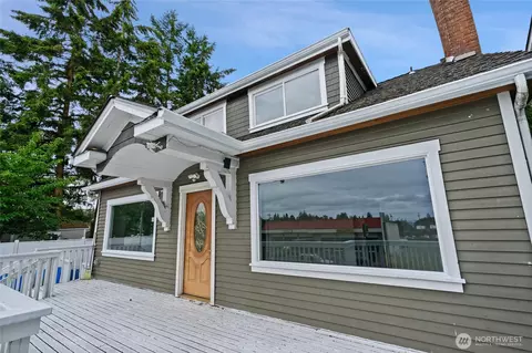 Exterior - 4012 Rucker Ave, Everett, WA 98201 photo 3 of 6