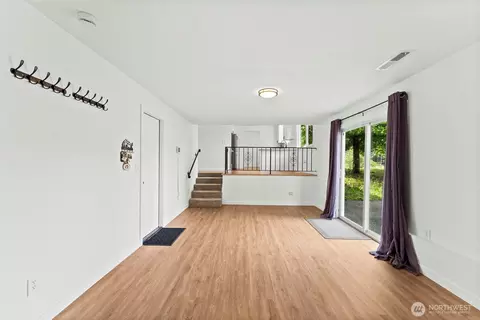Living - 21502 38th Ave E, Spanaway, WA 98387 photo 8 of 8