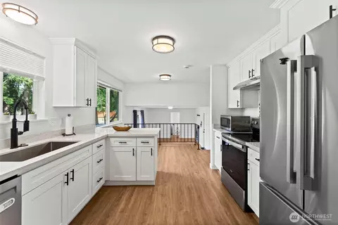 Kitchen - 21502 38th Ave E, Spanaway, WA 98387 photo 1 of 3