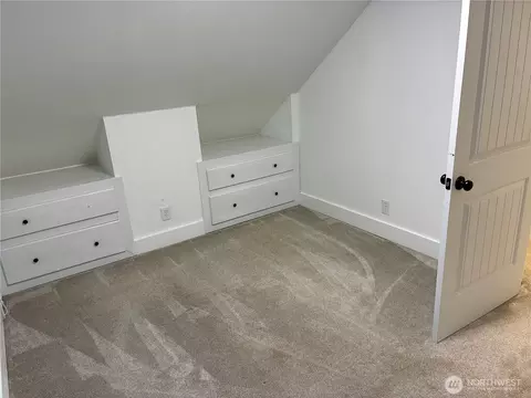 Bedroom - 1977 Harding St, Enumclaw, WA 98022 photo 1 of 1