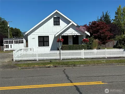Other - 1977 Harding St, Enumclaw, WA 98022 photo 1 of 23