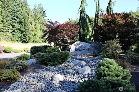 1076 Malvern Hills Dr, Camano Island, WA 98282