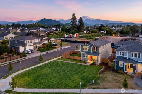 View/Area - 3476 Edith Ave, Enumclaw, WA 98022 photo 1 of 3