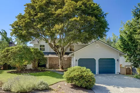 15917 SE 48th Dr, Bellevue, WA 98006