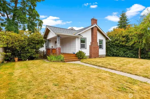 2827 Walnut St, Bellingham, WA 98225