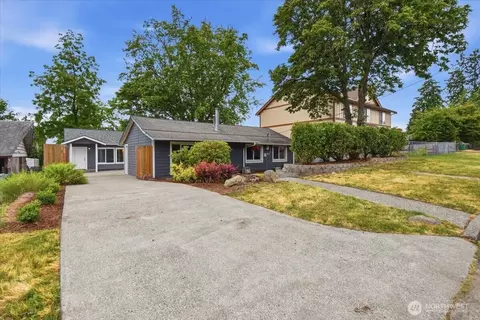 851 Pierce Ave NE, Renton, WA 98056