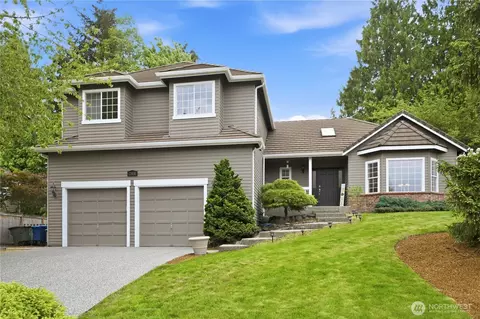23030 NE 13th St, Sammamish, WA 98074