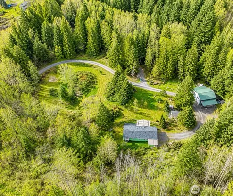 405 Alger Cain Lake Rd, Sedro Woolley, WA 98284