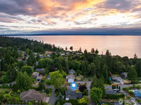 17021 76th Ave W, Edmonds, WA 98026