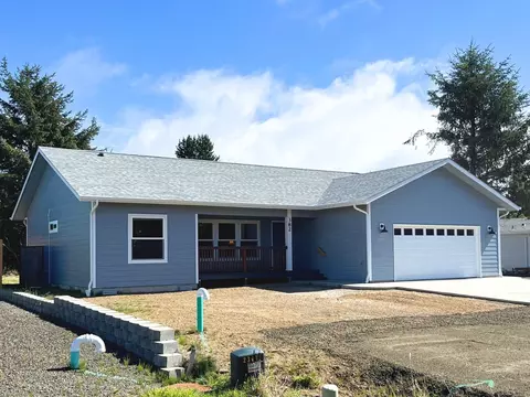 382 S Wynoochee Dr SW, Ocean Shores, WA 98569
