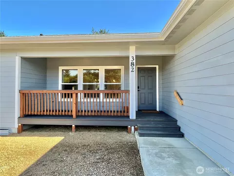 382 S Wynoochee Dr SW, Ocean Shores, WA 98569