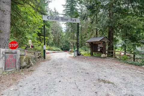 872 High Ridge Dr, Marblemount, WA 98267