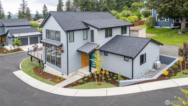 1110 Divine Ln, Bellingham, WA 98229