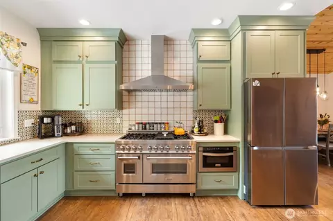 Kitchen - 179 Wallace, Chehalis, WA 98532 photo 6 of 6