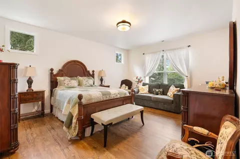 Bedroom - 179 Wallace, Chehalis, WA 98532 photo 1 of 4