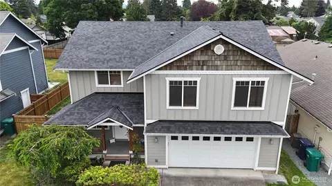 1136 Homestead Dr, Burlington, WA 98233