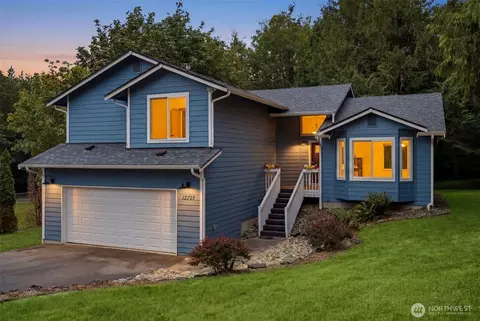 12718 131st St NW, Gig Harbor, WA 98329