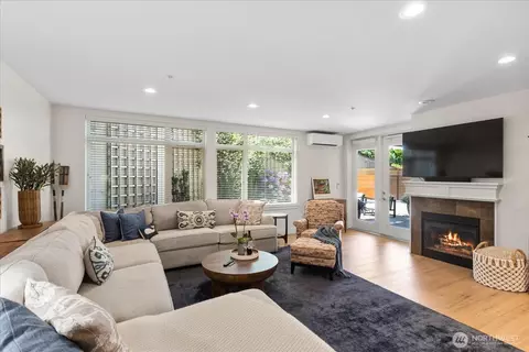Living - 45 Pine St #101, Edmonds, WA 98020 photo 2 of 4