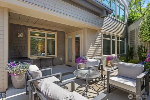 Exterior - 45 Pine St #101, Edmonds, WA 98020 photo 4 of 9