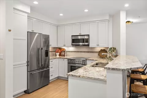 Kitchen - 45 Pine St #101, Edmonds, WA 98020 photo 3 of 7