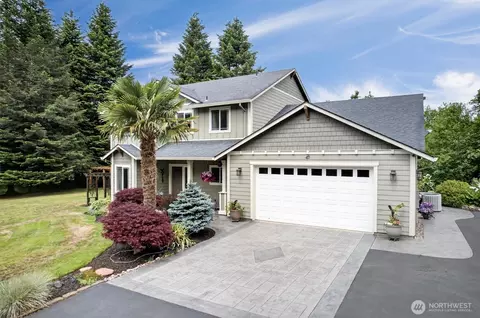 47 Sun Crest Ln, Cathlamet, WA 98612