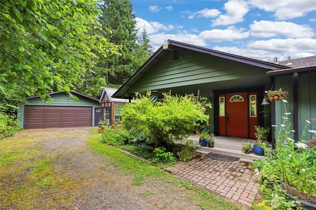 4811 Ashram Ln NW, Olympia, WA 98502