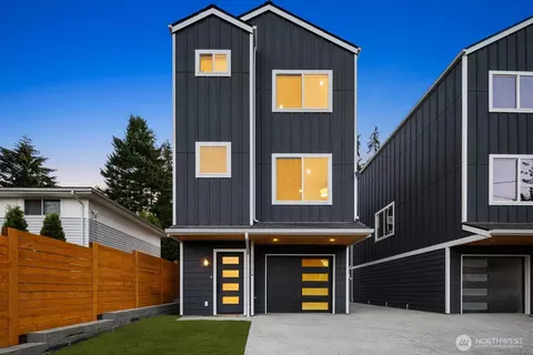 13321 3rd Ave NE, Seattle, WA 98125