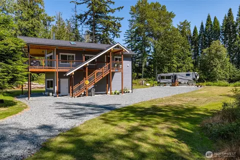 Exterior - 4919 G Loop Rd, Bow, WA 98232 photo 7 of 8