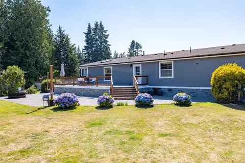 Exterior - 4919 G Loop Rd, Bow, WA 98232 photo 1 of 8