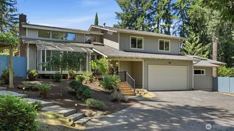2209 W Lake Sammamish Pkwy NE, Redmond, WA 98052