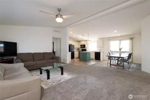 23708 Locust Way #64, Bothell, WA 98021 photo 3