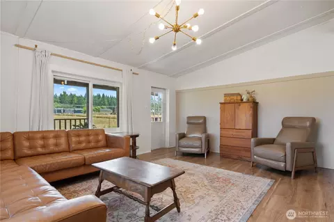 414 Meier Rd, Winlock, WA 98596 photo 4