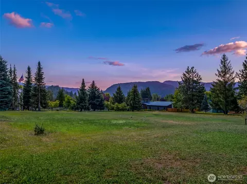 65 Ski Ridge Ln, Leavenworth, WA 98826