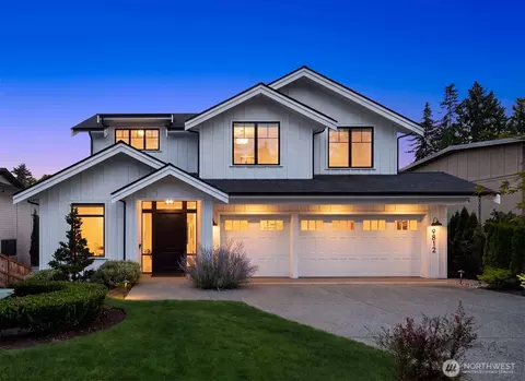 9812 NE 31st St, Bellevue, WA 98004