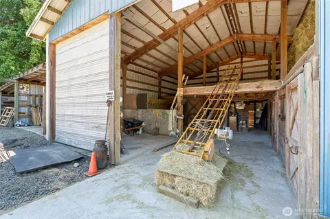Exterior - 134 Macomber Rd, Chehalis, WA 98532 photo 4 of 16