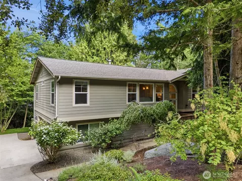 43 Goliah Ln, Port Ludlow, WA 98365