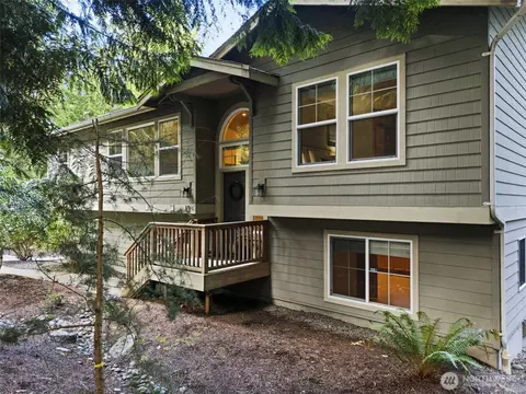 43 Goliah Ln, Port Ludlow, WA 98365