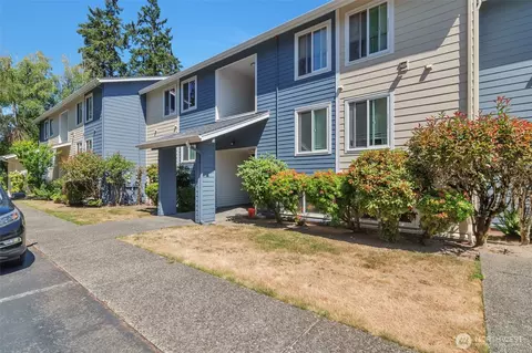4183 W Lake Sammamish Pkwy SE #B104, Bellevue, WA 98008