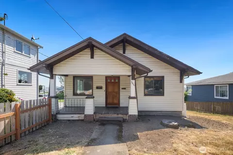 3410 37th Ave SW, Seattle, WA 98126