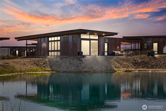 207 Vista Pointe Dr NW, Quincy, WA 98848