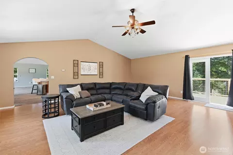 Living - 191 E Vine Maple Ln, Union, WA 98592 photo 3 of 4