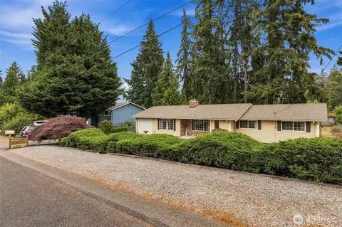 10309 64th Avenue Ct E, Puyallup, WA 98373