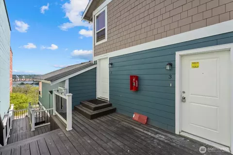 216 Broadway #3, Tacoma, WA 98402