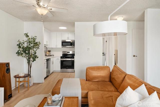 3009 3rd Ave W #6, Seattle, WA 98119