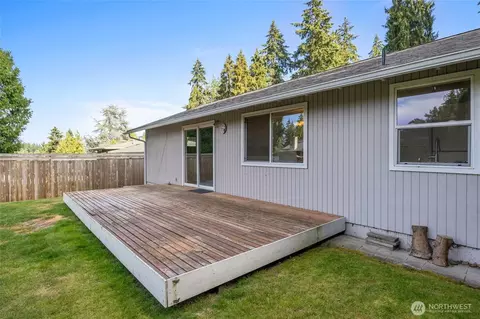 Exterior - 9220 NE 191st St, Bothell, WA 98011 photo 3 of 7