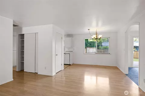 Living - 9220 NE 191st St, Bothell, WA 98011 photo 3 of 4